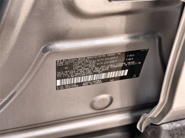 Thumbnail: 2018 Toyota RAV4 - 19