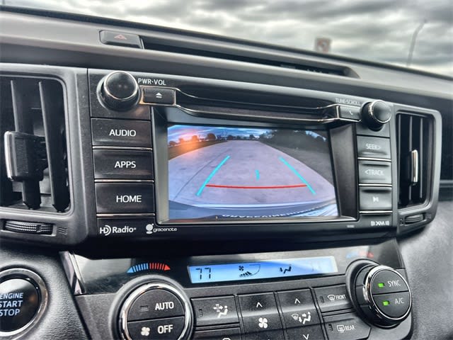 Thumbnail: 2018 Toyota RAV4 - 26