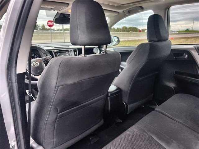 Thumbnail: 2018 Toyota RAV4 - 13