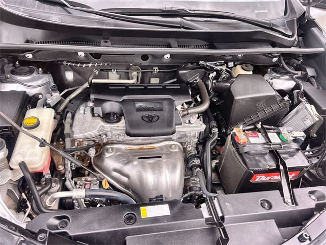 Thumbnail: 2018 Toyota RAV4 - 9