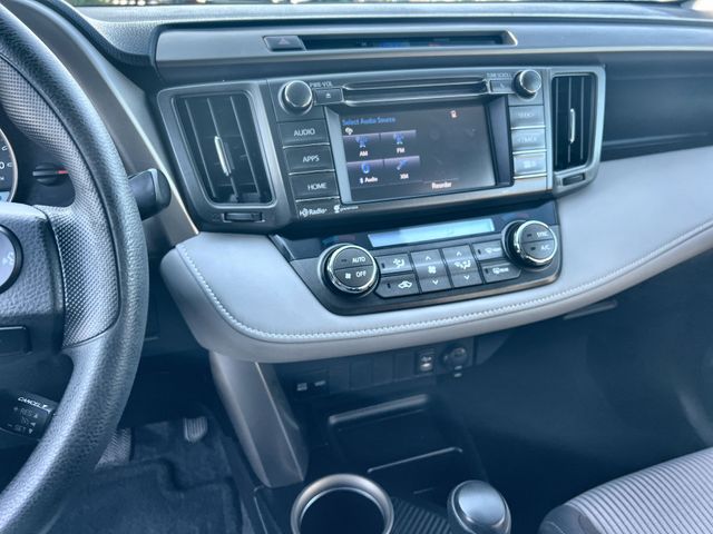 Thumbnail: 2015 Toyota RAV4 - 15