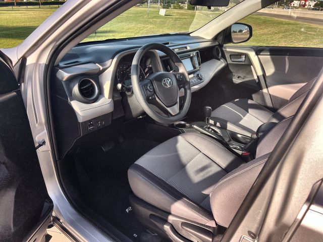 Thumbnail: 2015 Toyota RAV4 - 2