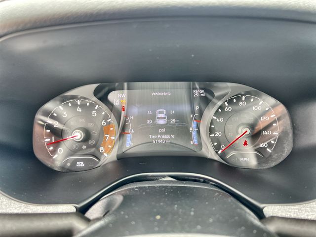 Thumbnail: 2022 Jeep Compass - 16