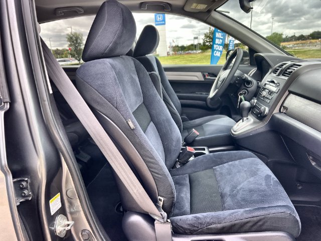 Thumbnail: 2011 Honda CR-V - 21