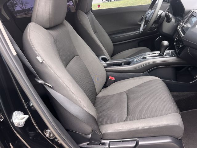 Thumbnail: 2022 Honda HR-V - 21