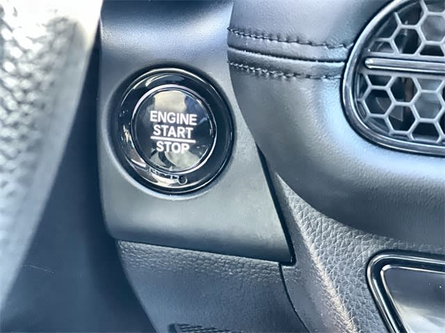 Thumbnail: 2025 Honda HR-V - 28