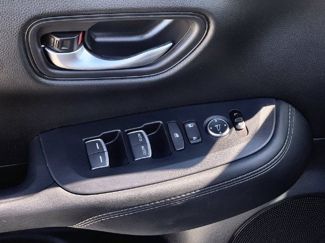 Thumbnail: 2027 Honda HR-V - 30