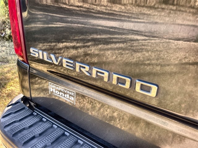 Thumbnail: 2019 Chevrolet Silverado 1500 - 7