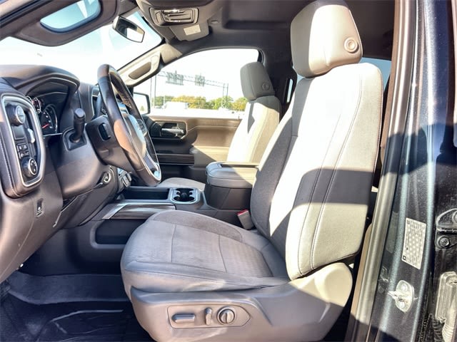 Thumbnail: 2019 Chevrolet Silverado 1500 - 12