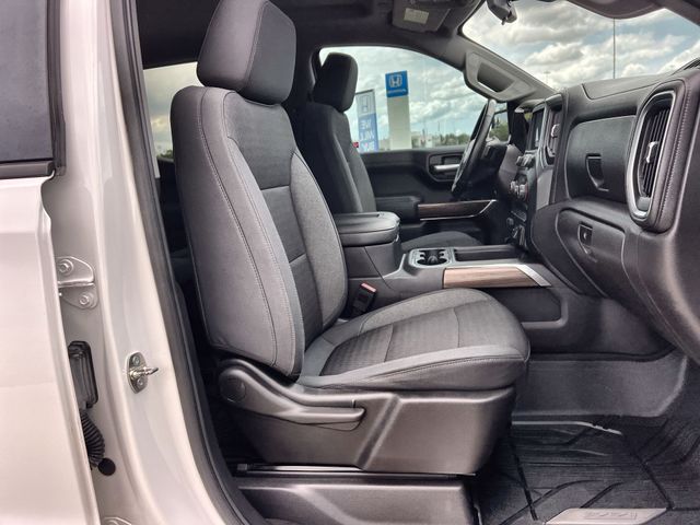 Thumbnail: 2019 Chevrolet Silverado 1500 - 12