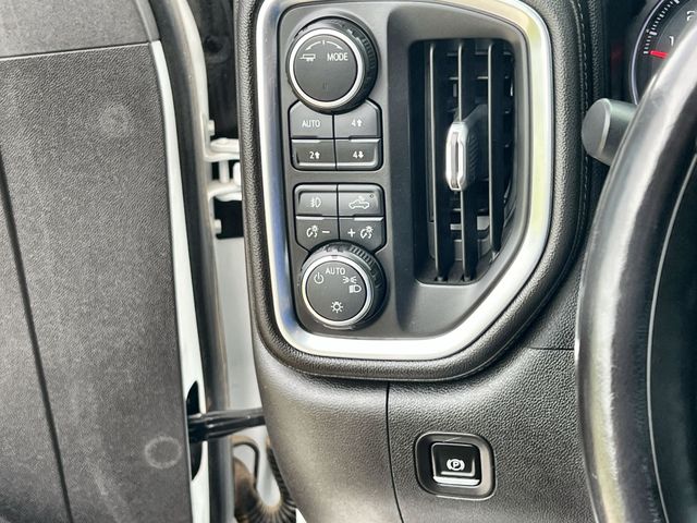 Thumbnail: 2020 Chevrolet Silverado 1500 - 29