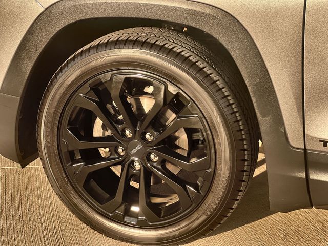 Thumbnail: 2020 GMC Terrain - 8