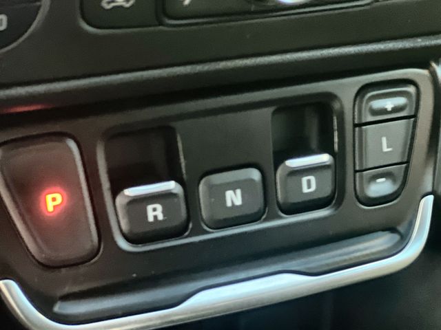 Thumbnail: 2020 GMC Terrain - 22