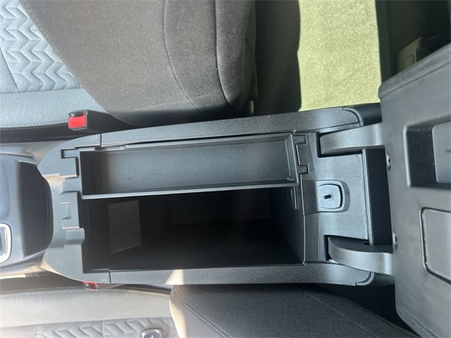 Thumbnail: 2023 Chevrolet Equinox - 27