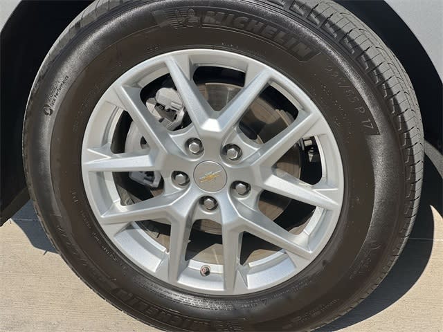 Thumbnail: 2023 Chevrolet Equinox - 8