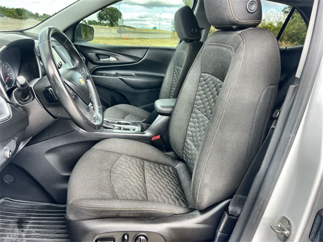 Thumbnail: 2019 Chevrolet Equinox - 12