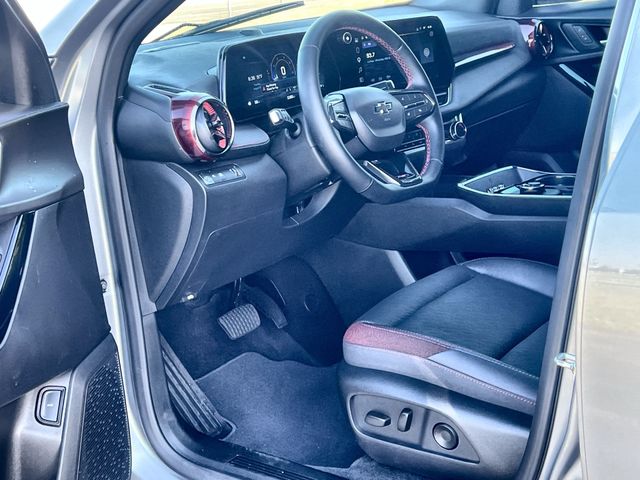 Thumbnail: 2025 Chevrolet Equinox - 11