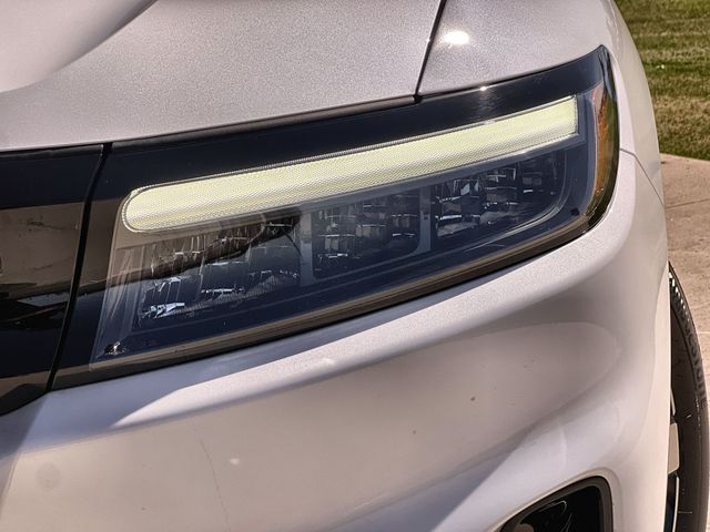 Thumbnail: 2025 Honda Prologue - 25