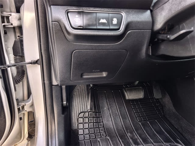 Thumbnail: 2021 Kia Forte - 28