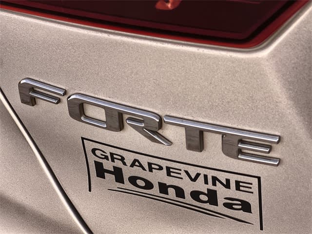 Thumbnail: 2021 Kia Forte - 7