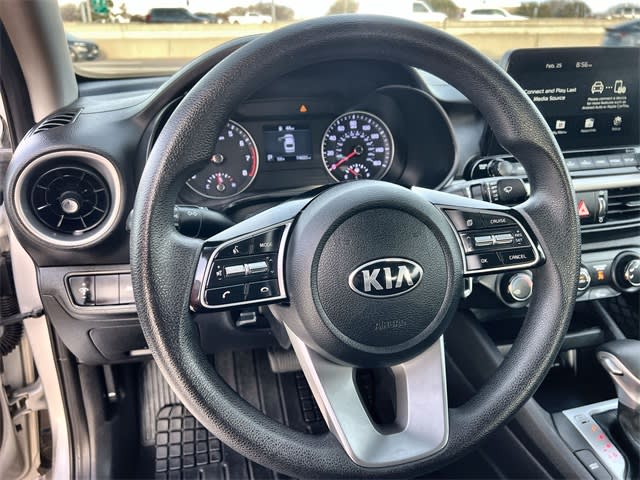 Thumbnail: 2021 Kia Forte - 10