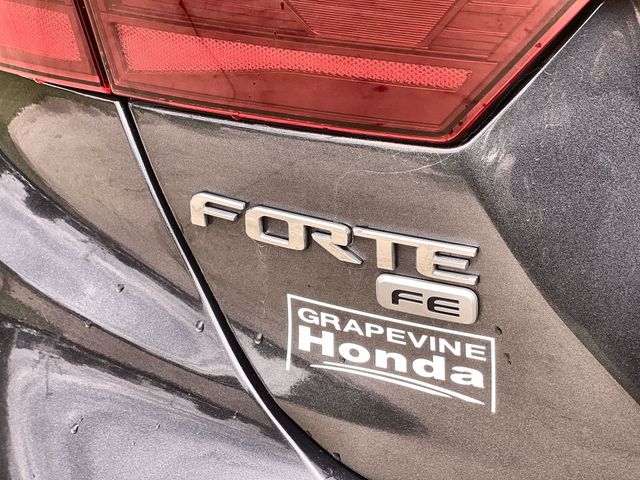 Thumbnail: 2020 Kia Forte - 7