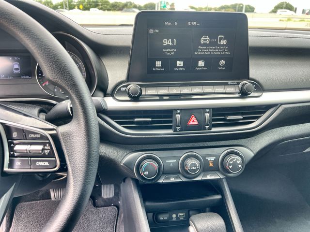 Thumbnail: 2020 Kia Forte - 14
