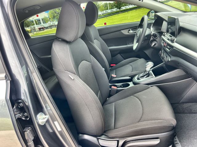 Thumbnail: 2020 Kia Forte - 20