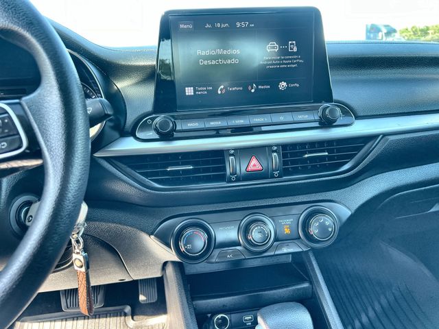 Thumbnail: 2023 Kia Forte - 14