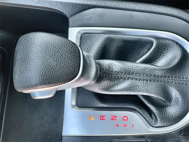 Thumbnail: 2023 Kia Forte - 22