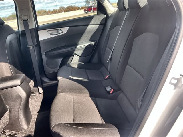 Thumbnail: 2023 Kia Forte - 13