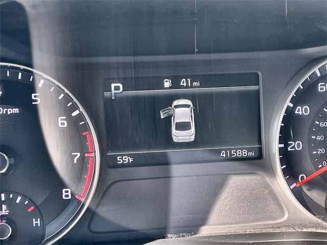 Thumbnail: 2023 Kia Forte - 15