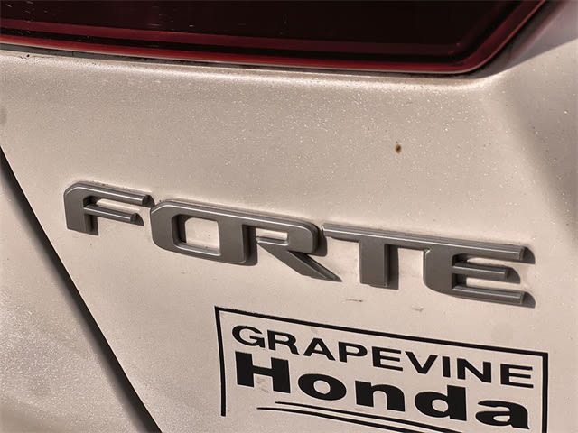 Thumbnail: 2023 Kia Forte - 7