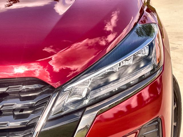 Thumbnail: 2023 Nissan Kicks - 24