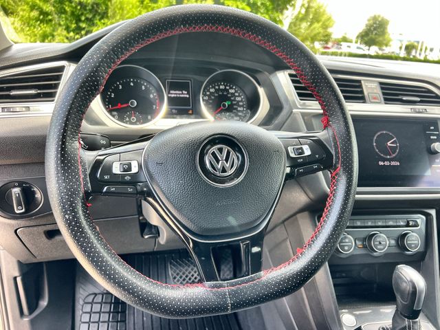 Thumbnail: 2021 Volkswagen Tiguan - 10