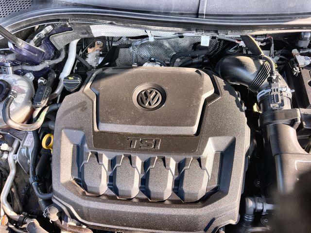Thumbnail: 2021 Volkswagen Tiguan - 9
