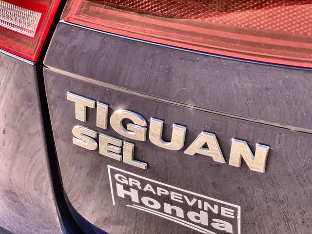 Thumbnail: 2021 Volkswagen Tiguan - 7