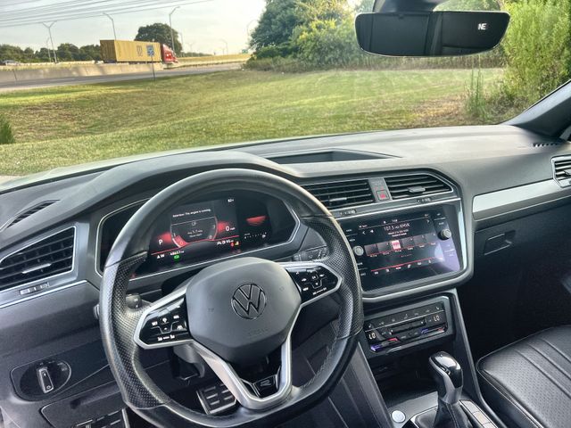 Thumbnail: 2022 Volkswagen Tiguan - 2