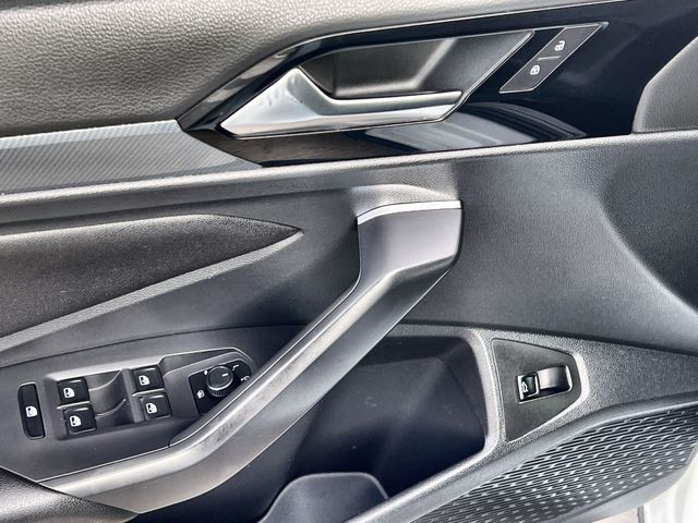 Thumbnail: 2019 Volkswagen Jetta - 30