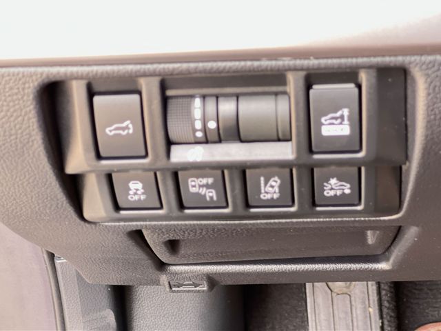Thumbnail: 2018 Subaru Outback - 28