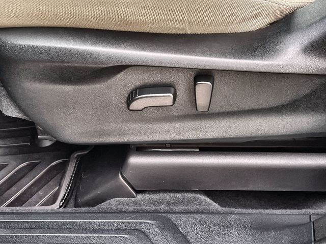 Thumbnail: 2023 Subaru Ascent - 31