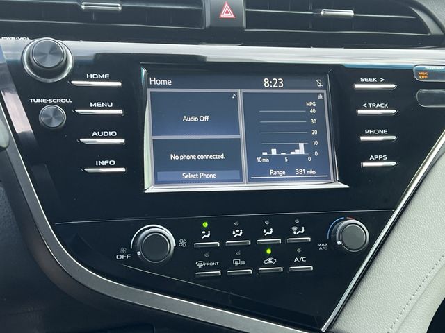 Thumbnail: 2018 Toyota Camry - 14