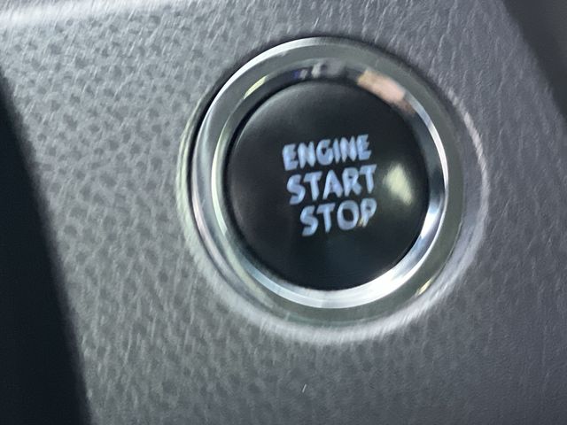 Thumbnail: 2018 Toyota Camry - 28