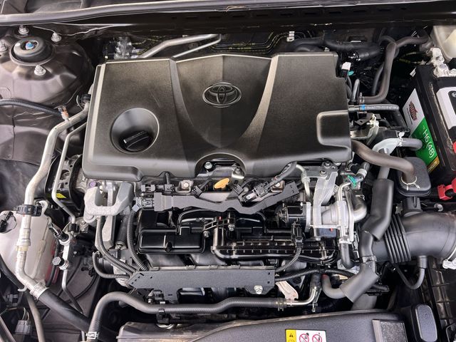 Thumbnail: 2018 Toyota Camry - 9