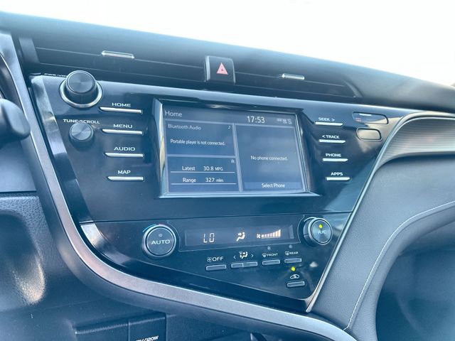 Thumbnail: 2019 Toyota Camry - 14