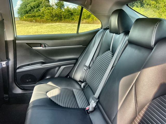 Thumbnail: 2019 Toyota Camry - 21