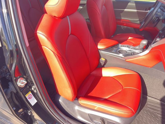Thumbnail: 2018 Toyota Camry - 21
