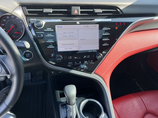 Thumbnail: 2018 Toyota Camry - 13