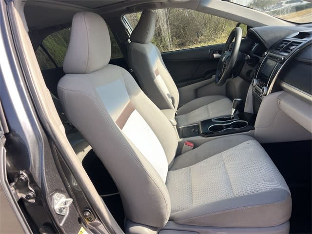 Thumbnail: 2012 Toyota Camry - 12