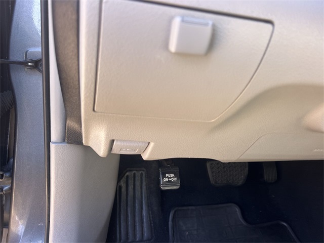 Thumbnail: 2012 Toyota Camry - 27